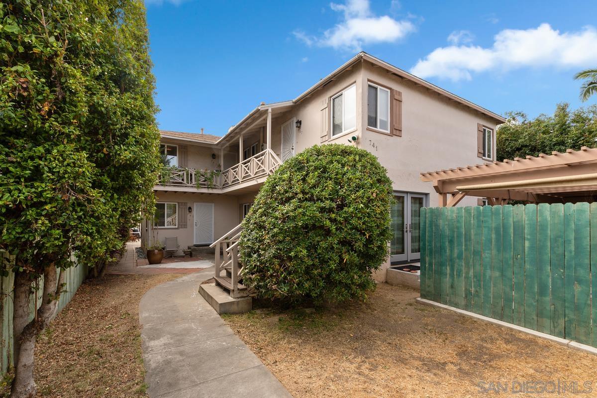 Multi-family property in Coronado, CA