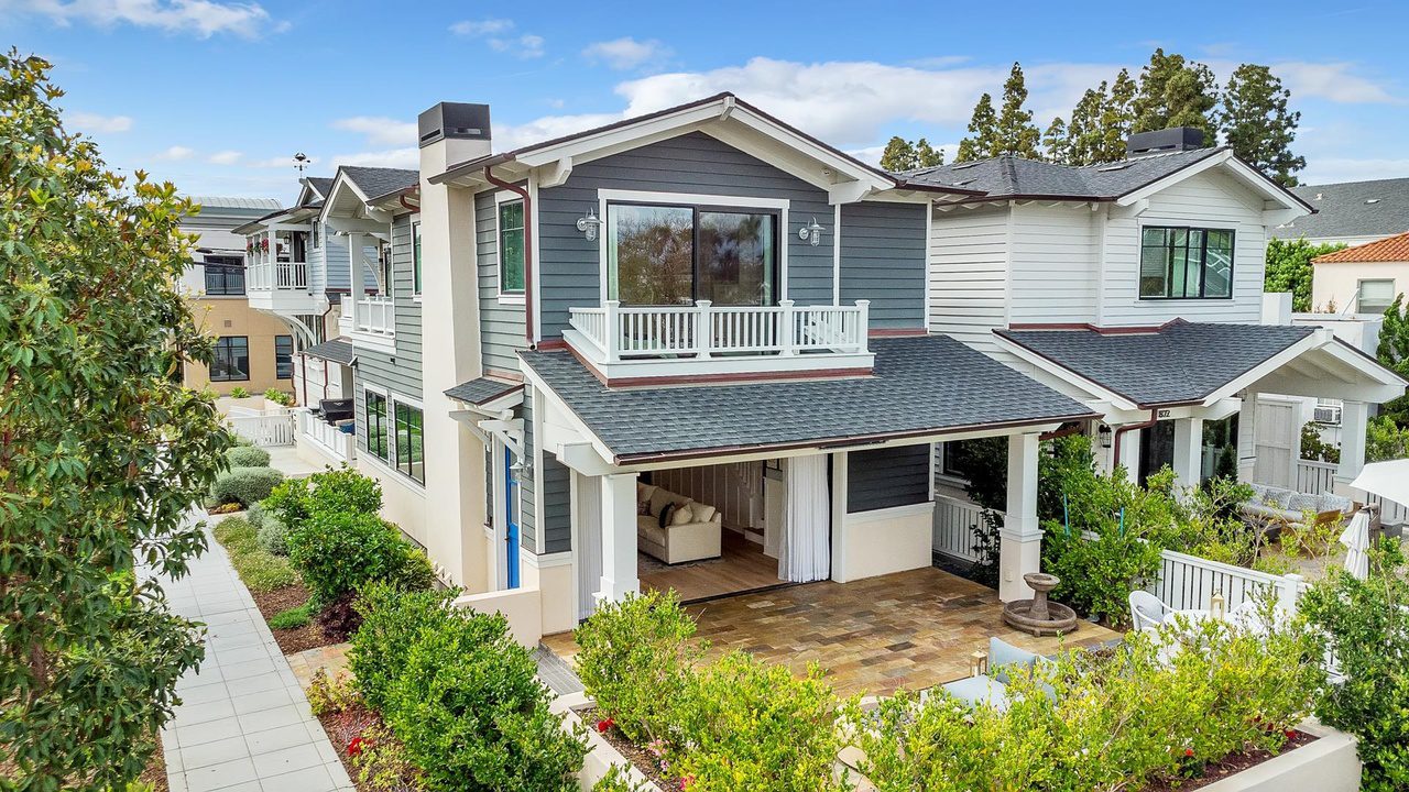 Townhome in Coronado, CA